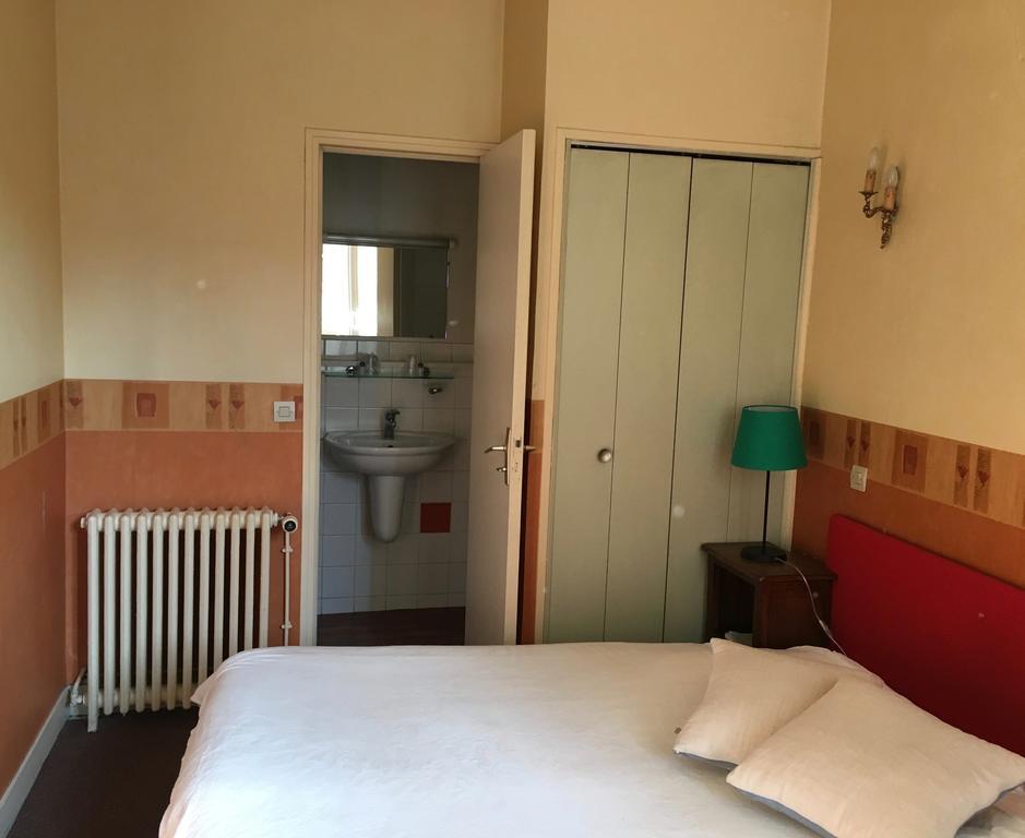Hotel Des Carmes - روان المظهر الخارجي الصورة