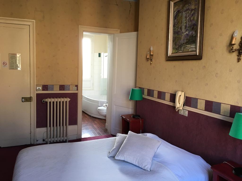 Hotel Des Carmes - روان المظهر الخارجي الصورة