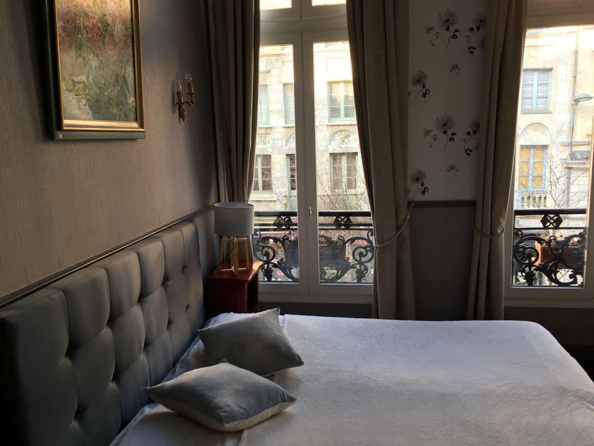 Hotel Des Carmes - روان المظهر الخارجي الصورة