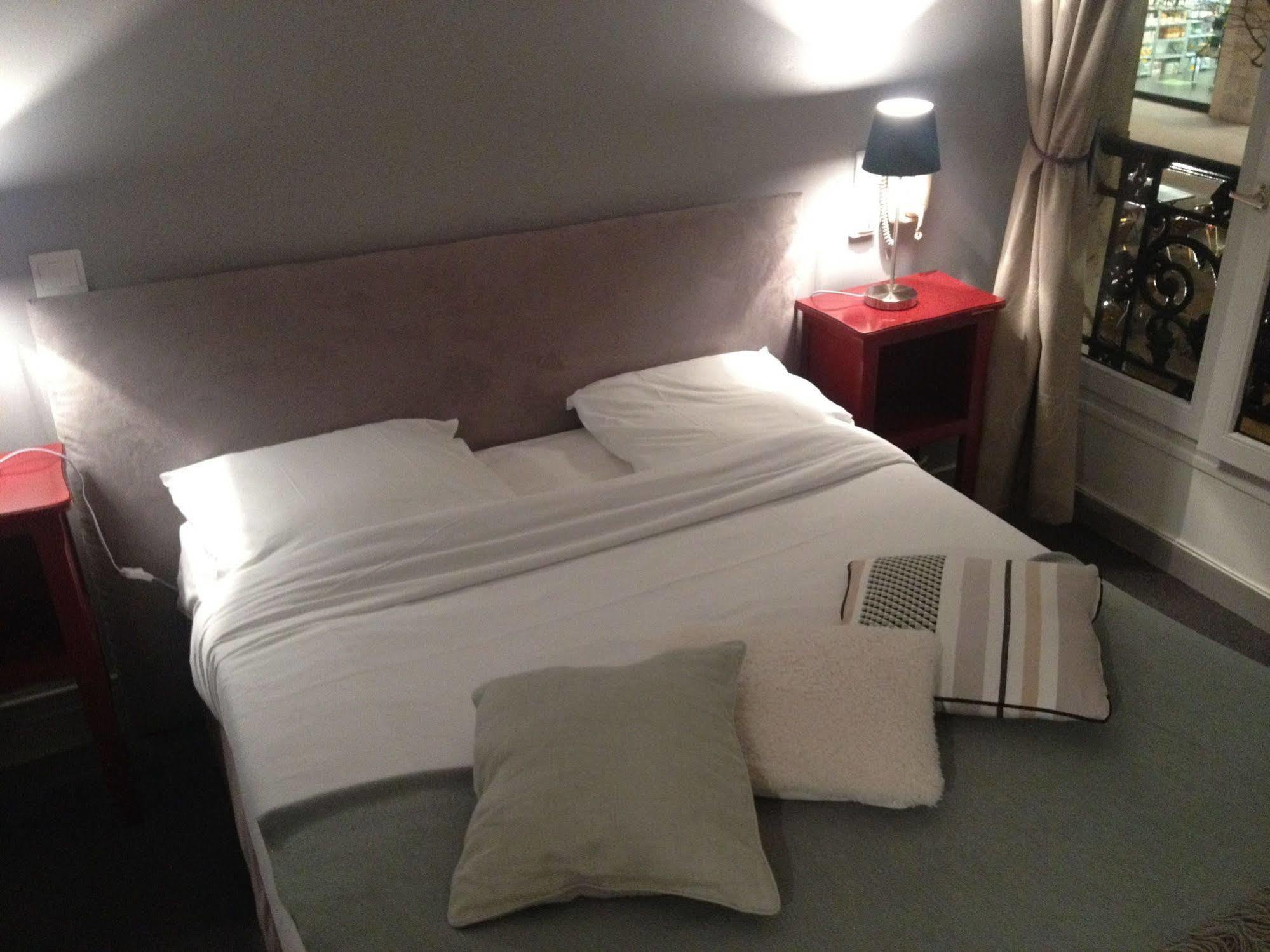 Hotel Des Carmes - روان المظهر الخارجي الصورة